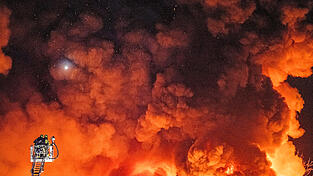 Klassische Brände machen in der bayerischen Feuerwehrstatistik nur noch weniger als zehn Prozent der Einsätze aus - sechsmal so oft rücken die Feuerwehrler zu Technischen Hilfeleistungen aus, dreimal so oft zu Rettungsdiensteinsätzen. Auf jeden echten Brandeinsatz kommt mindestes ein Fehlalarm. Klassische Brände machen in der bayerischen Feuerwehrstatistik nur noch weniger als zehn Prozent der Einsätze aus - sechsmal so oft rücken die Feuerwehrler zu Technischen Hilfeleistungen aus, dreimal so oft zu Rettungsdiensteinsätzen. Auf jeden echten Brandeinsatz kommt mindestes ein Fehlalarm.