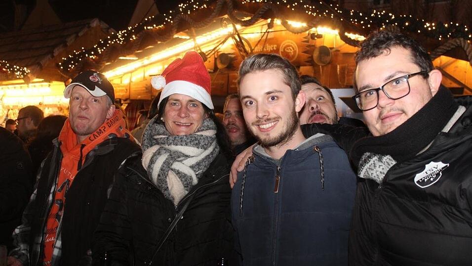 Das sind die Bilder vom Samstag auf dem Landshuter Christkindlmarkt. Das sind die Bilder vom Samstag auf dem Landshuter Christkindlmarkt.