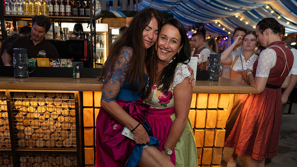 Die Partybilder vom Donnerstag, 17. August 2023, aus dem Festzelt Wenisch. Die Partybilder vom Donnerstag, 17. August 2023, aus dem Festzelt Wenisch.