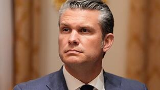 Hegseth nennt sich seit längerer Zeit Kriegsminister. (Archivbild) Hegseth nennt sich seit längerer Zeit Kriegsminister. (Archivbild)