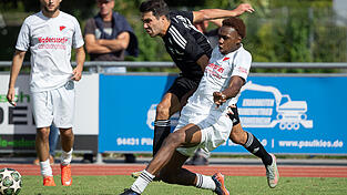 Die Landauer hielten auch gegen Ergolding gut dagegen. Der FSV hat insgesamt erst vier Tore kassiert und bleibt als einziges Team der Bezirksliga West weiter ungeschlagen. Die Landauer hielten auch gegen Ergolding gut dagegen. Der FSV hat insgesamt erst vier Tore kassiert und bleibt als einziges Team der Bezirksliga West weiter ungeschlagen.