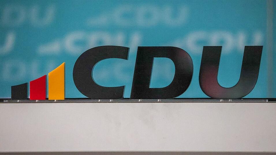 Stadtratskandidatin Corinna Jodeit will an ihrer Kandidatur festhalten. (Symbolbild)