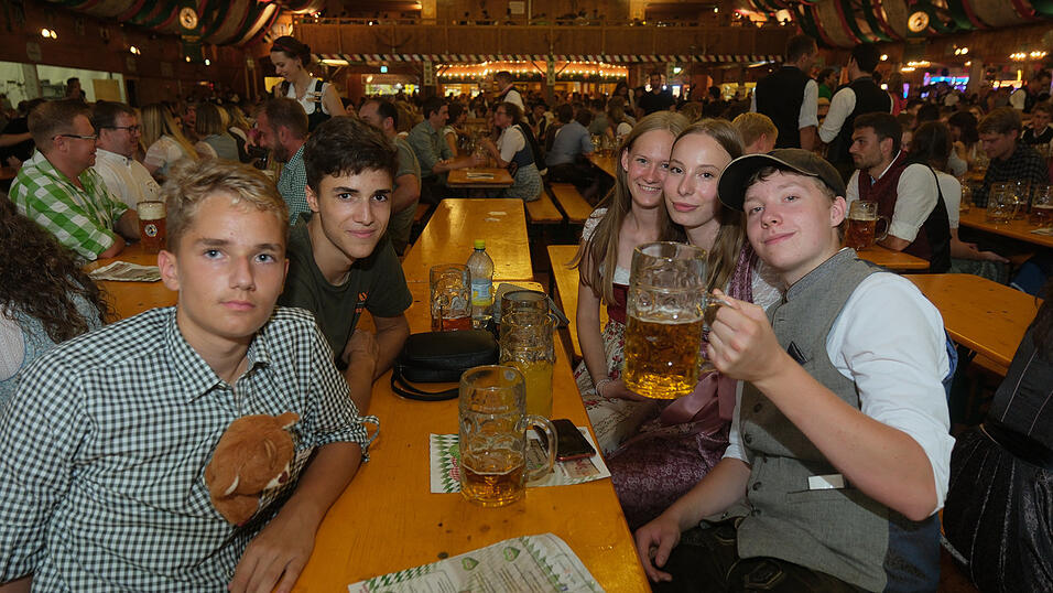 Die Partybilder vom Mittwoch, 16. August 2023, aus dem Festzelt Weckmann.