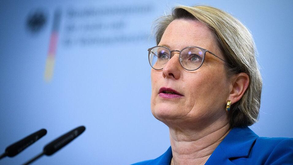 Opfer h&auml;uslicher Gewalt vor erneuten &Uuml;bergriffen zu sch&uuml;tzen, ist Bundesjustizministerin Stefanie Hubig (SPD) ein wichtiges Anliegen. (Archivfoto)