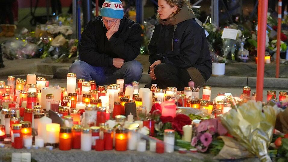 Einen Monat nach dem Inferno in Crans-Montana ist ein 18-J&auml;hriger im Krankenhaus gestorben