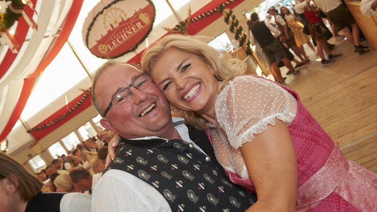 Die Partybilder vom Samstag, 8. August, aus dem Festzelt Lechner. Die Partybilder vom Samstag, 8. August, aus dem Festzelt Lechner.