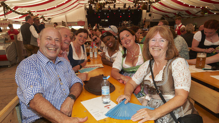 Die Partybilder vom Freitag, 15. August, aus dem Festzelt Lechner. Die Partybilder vom Freitag, 15. August, aus dem Festzelt Lechner.