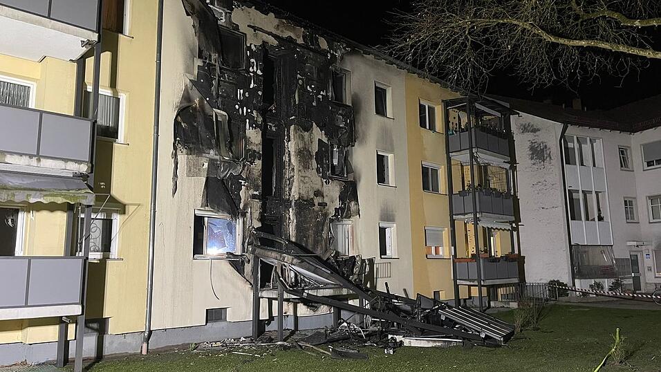 Die Fassade des Hauses wurde erheblich besch&auml;digt.