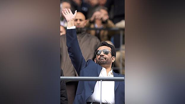 Scheich Abdullah Al Thani im Jahr 2012, als er noch eine F&uuml;hrungsrolle beim spanischen Fu&szlig;ballverein FC M&aacute;laga hatte - sein Sohn wurde jetzt am Airport in M&uuml;nchen festgenommen.
