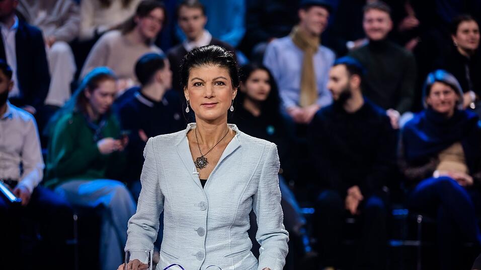 BSW-Chefin Sarah Wagenknecht wirft den Linken Realit&auml;tsverweigerung vor.