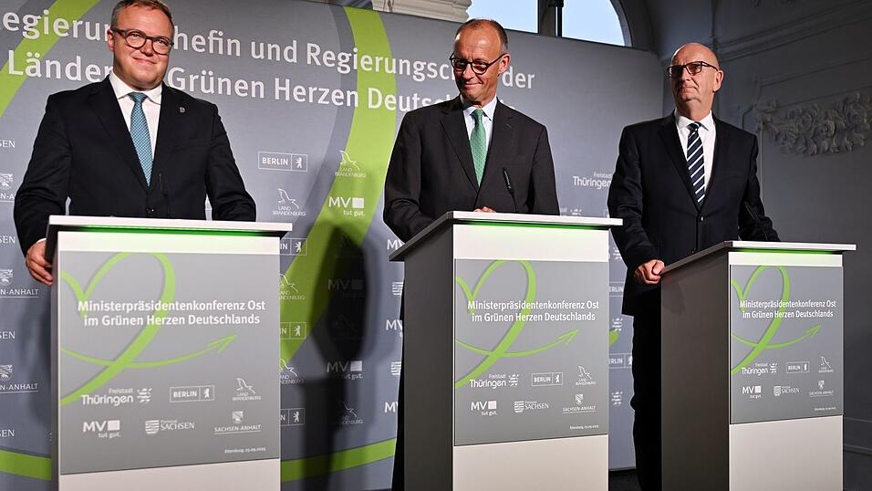 Treffen der ostdeutschen Ministerpräsidenten mit Bundeskanzler Friedrich Merz (CDU)