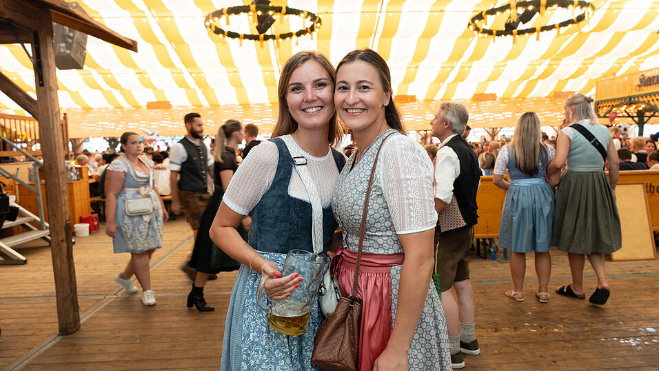 Die Partybilder vom Samstag, 17. August, aus dem Festzelt Nothaft. Die Partybilder vom Samstag, 17. August, aus dem Festzelt Nothaft.