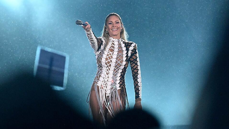 Superstar Helene Fischer verzauberte am Samstagabend 130.000 Zuschauer bei einem Open-Air-Konzert in München. Superstar Helene Fischer verzauberte am Samstagabend 130.000 Zuschauer bei einem Open-Air-Konzert in München.