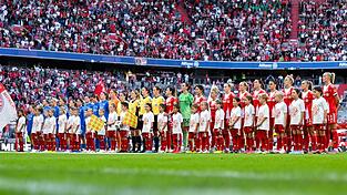 Viel Fan-Zuspruch gab's beim Bundesliga-Auftakt in München.