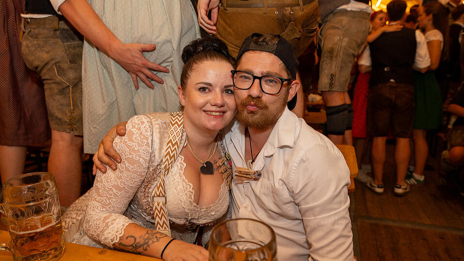 Die Partybilder vom Freitag, 9. August 2024, aus dem Festzelt Nothaft. Die Partybilder vom Freitag, 9. August 2024, aus dem Festzelt Nothaft.