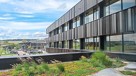 Seit Oktober arbeitet die Verwaltung am neuen Standort in Essenbach.