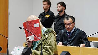 Der Prozess gegen den Terrorverd&auml;chtigen wurde ausgesetzt, in einigen Monaten soll er neu beginnen.