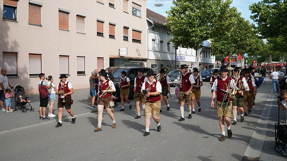 Am Freitag startete das Landauer Volksfest.&nbsp;
