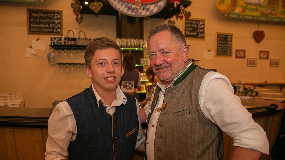 Die Partybilder von Dienstag, 16. August 2022, aus dem Festzelt Greindl.