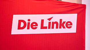 Die Linke will sich auf dem Parteitag ihres Fundaments vergewissern und wichtige Positionen abstecken: Beim Thema Nahost könnte es Kontroversen geben. Die Linke will sich auf dem Parteitag ihres Fundaments vergewissern und wichtige Positionen abstecken: Beim Thema Nahost könnte es Kontroversen geben.