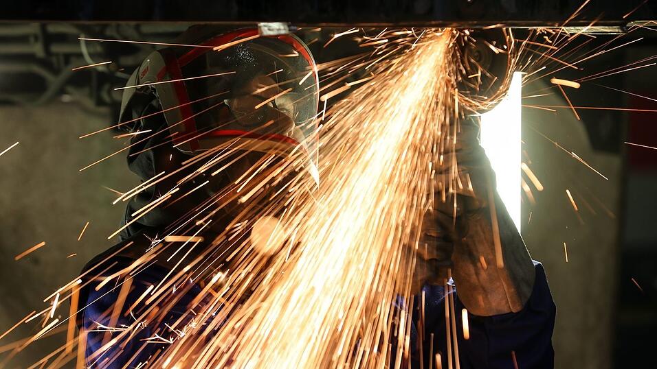 Die deutschen Industriebetriebe verzeichnen einen überraschend deutlichen Auftragseingang. (Symbolbild) Die deutschen Industriebetriebe verzeichnen einen überraschend deutlichen Auftragseingang. (Symbolbild)