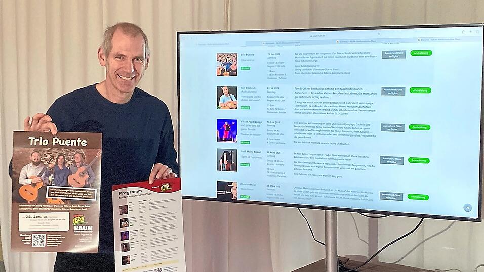 Franz Bauer freut sich auf die kommenden Veranstaltungen auf der Kleinkunstbühne. Den Auftakt macht das Trio Puente. Franz Bauer freut sich auf die kommenden Veranstaltungen auf der Kleinkunstbühne. Den Auftakt macht das Trio Puente.