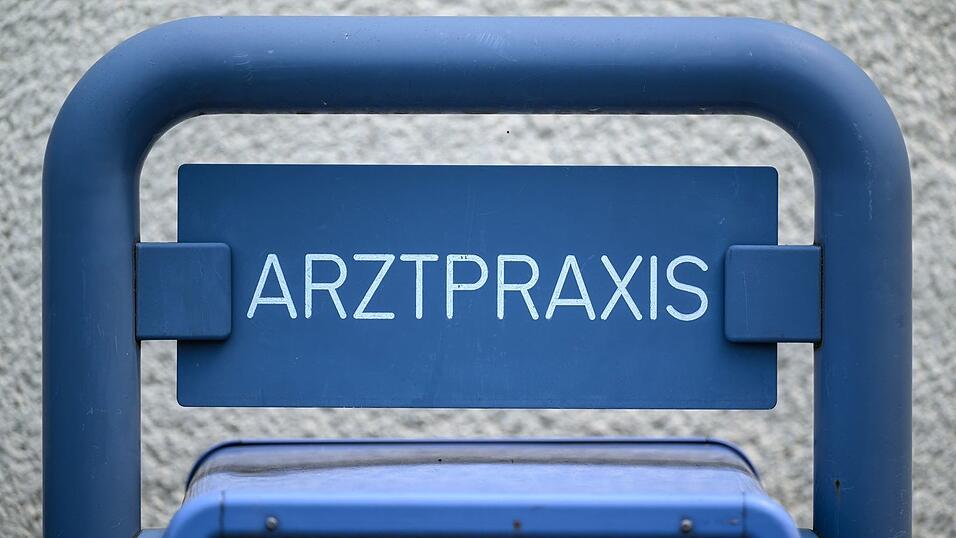 Mehr &Auml;rztinnen und &Auml;rzte wollen Teilzeit arbeiten. (Archivbild)