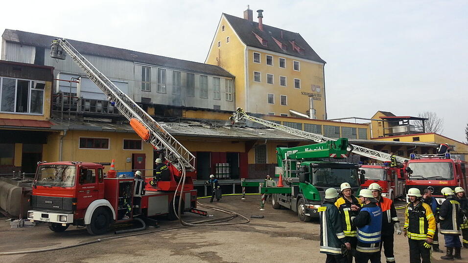 Den durch das Feuer entstandenen Schaden sch&auml;tzt die Polizei auf rund eine Million Euro. (Foto: Mathias Adam)