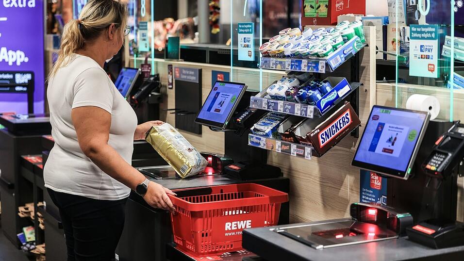 Der Handelskonzern Rewe setzte 2025 mehr um als im Vorjahr. (Archivbild) Der Handelskonzern Rewe setzte 2025 mehr um als im Vorjahr. (Archivbild)