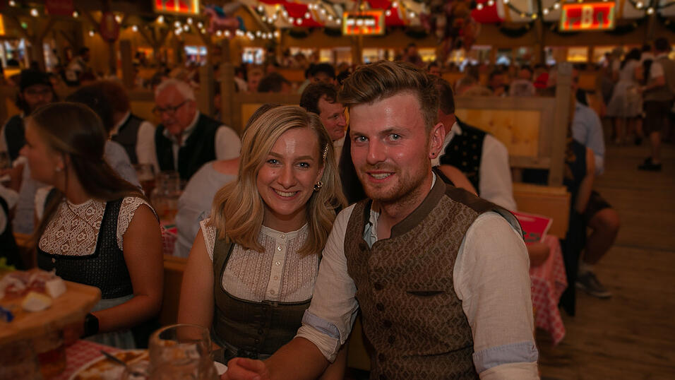Die Partybilder von Mittwoch, 17. August 2022, aus dem Festzelt Krönner.