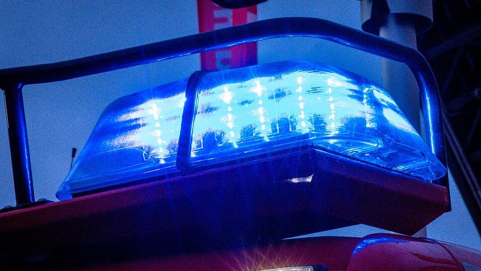 Die Feuerwehr war zwei Stunden lang beschäftigt. (Symbolbild) Die Feuerwehr war zwei Stunden lang beschäftigt. (Symbolbild)