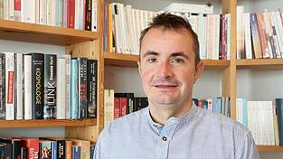 Neues Kapitel: Dr. Mario Tamme in der Nikola-Buchhandlung seiner Eltern. Neues Kapitel: Dr. Mario Tamme in der Nikola-Buchhandlung seiner Eltern.