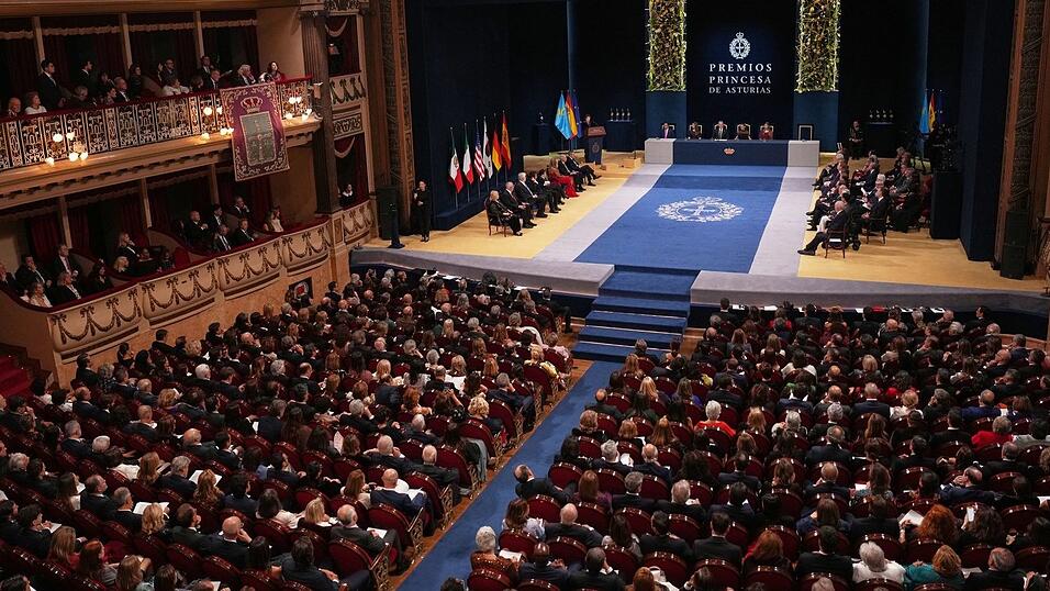 Blick ins Campoamor-Theater während der Verleihung der Prinzessin-von-Asturien-Preise. Blick ins Campoamor-Theater während der Verleihung der Prinzessin-von-Asturien-Preise.