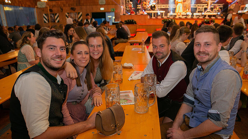 Die Partybilder von Montag, 22. August 2022, aus dem Festzelt Weckmann. 