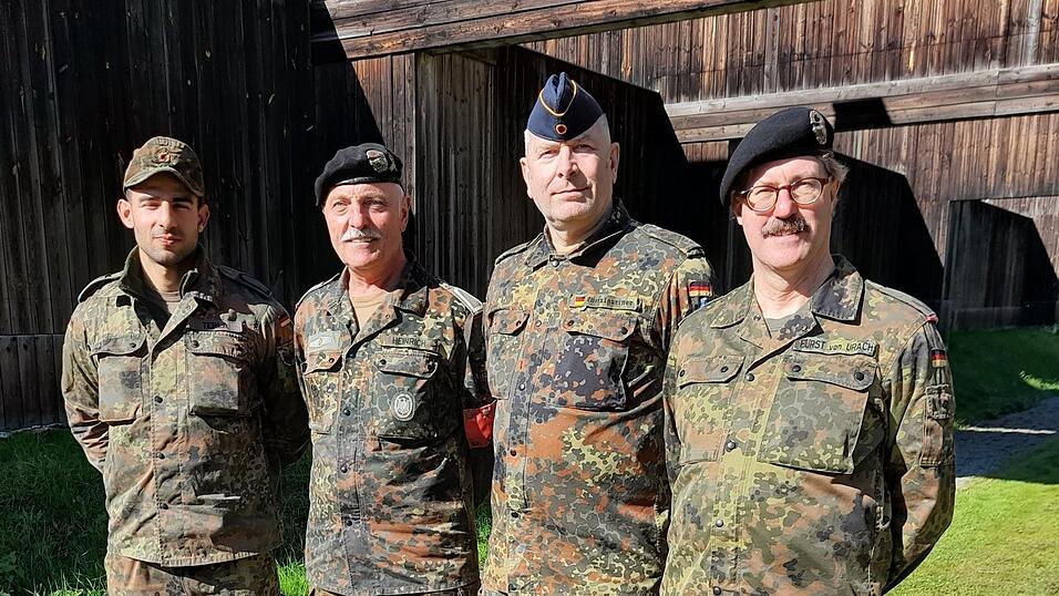 Oberstleutnant von Urach Erk&auml;mpfte sich in der Einzelwertung, Gewehr G36, von 40 Sch&uuml;tzen den guten zweiten Platz.