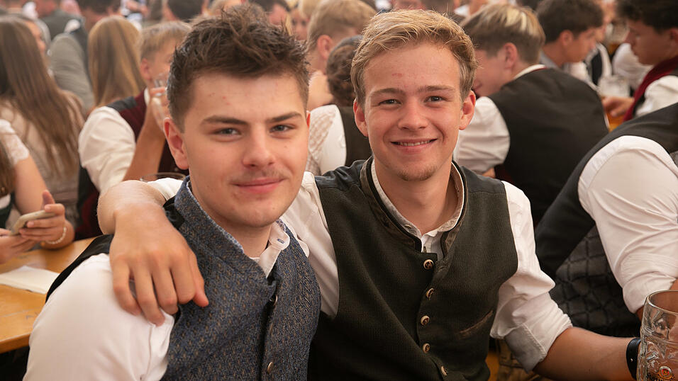 Die Partybilder vom Samstag, 16. August, aus dem Festzelt Nothaft. Die Partybilder vom Samstag, 16. August, aus dem Festzelt Nothaft.