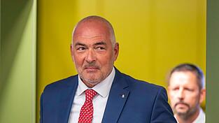 Steht erneut vor Gericht: der ehemalige CDU-Bundestagsabgeordnete Axel Fischer. (Archivbild)