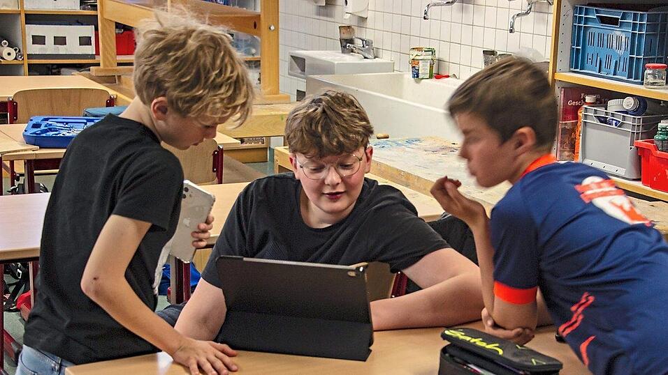 Gedankensammlung für ein neues Projekt. Gedankensammlung für ein neues Projekt.