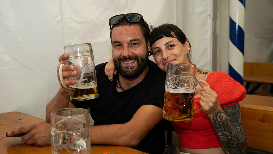 Die Partybilder vom Mittwoch, 12. August, aus dem Festzelt Reisinger. Die Partybilder vom Mittwoch, 12. August, aus dem Festzelt Reisinger.