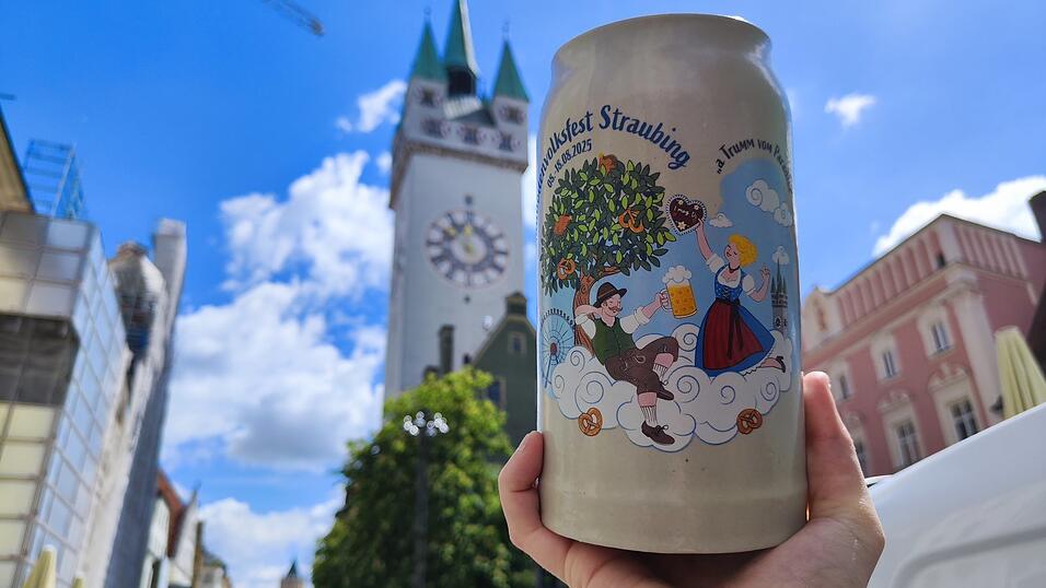 Das neue Motiv des G&auml;ubodenvolksfestkrugs ziert ein &bdquo;Trumm vom Paradies&ldquo;.