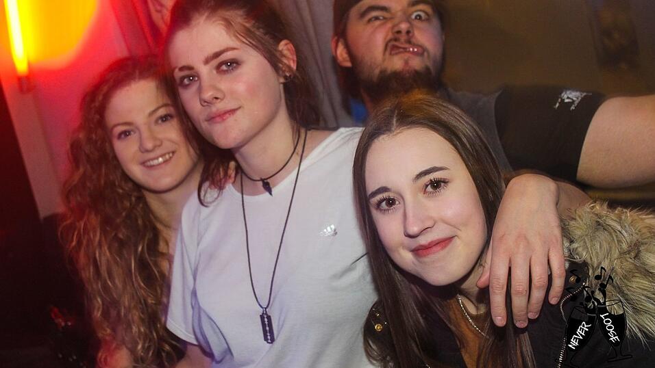 Beste Stimmung am Wochenende im Never Loose in Straubing.