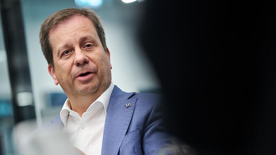 Mucic geht davon aus, dass es eines Tages ein gesetzliches Enteignungsverbot für Mietwohnungsbestände geben wird. Mucic geht davon aus, dass es eines Tages ein gesetzliches Enteignungsverbot für Mietwohnungsbestände geben wird.