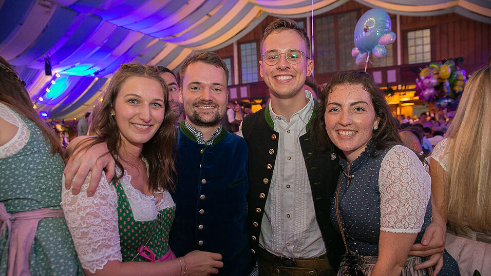 Die Partybilder von Freitag, 19. August 2022, aus dem Festzelt Wenisch.