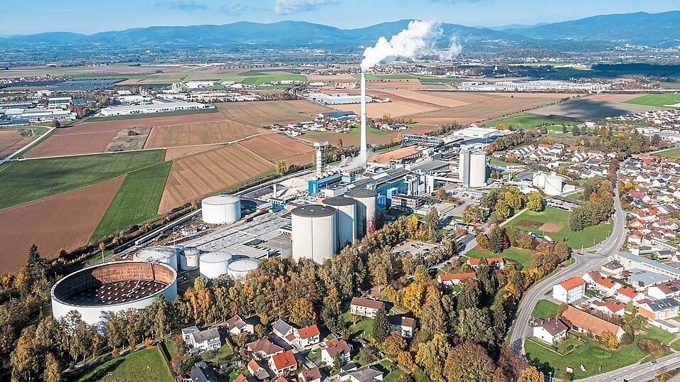 Ab Dienstag raucht er wieder, der Kamin der Zuckerfabrik. Der fr&uuml;he Beginn der Kampagne ist auch ein Zeichen f&uuml;r die erwartet hohen Ertr&auml;ge.