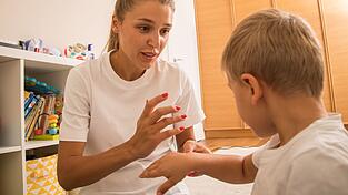 Sie k&ouml;nnen zwar jucken und schmerzen, doch gef&auml;hrlich sind Insektenstiche meist nicht.