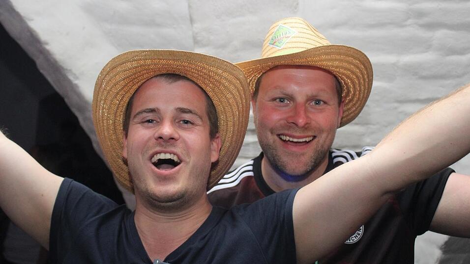 Das sind die schönsten Bilder von der Malle-Party im Trixi Schneider in Landshut.