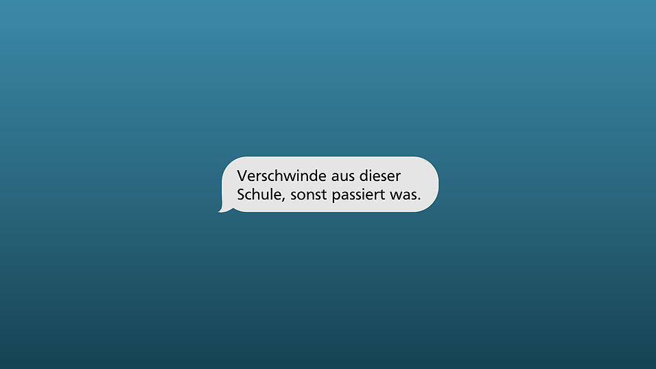 Das Mädchen bekommt schwere Drohungen.