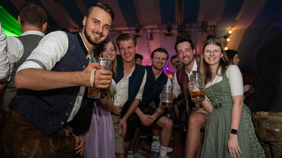 Die Partybilder vom Freitag, 11. August 2023, aus dem Festzelt Wenisch. Die Partybilder vom Freitag, 11. August 2023, aus dem Festzelt Wenisch.