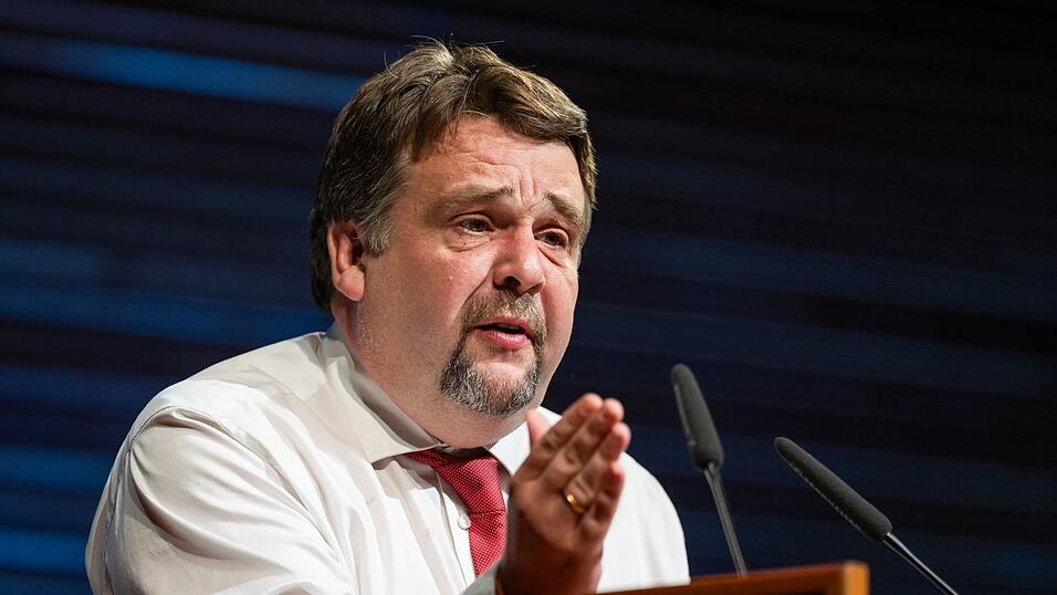 Der Chef des CDU-Sozialflügels, Dennis Radtke, fordert einen anderen Stil von Bundeskanzler Friedrich Merz (CDU). (Archivfoto) Der Chef des CDU-Sozialflügels, Dennis Radtke, fordert einen anderen Stil von Bundeskanzler Friedrich Merz (CDU). (Archivfoto)