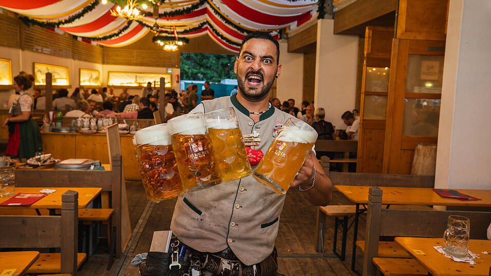 Die Partybilder vom Donnerstag, 15. August 2024, aus dem Festzelt Kr&ouml;nner.&nbsp;